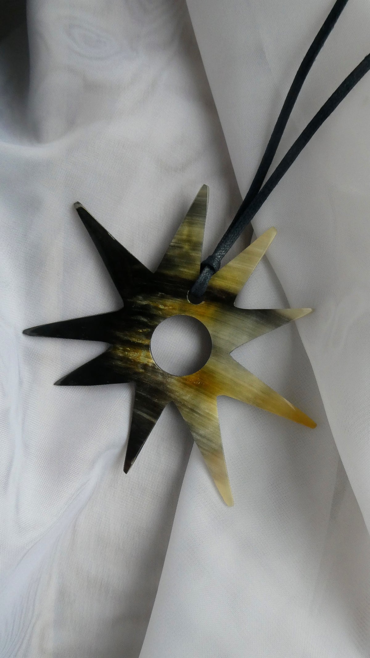 Épine Pendant Necklace